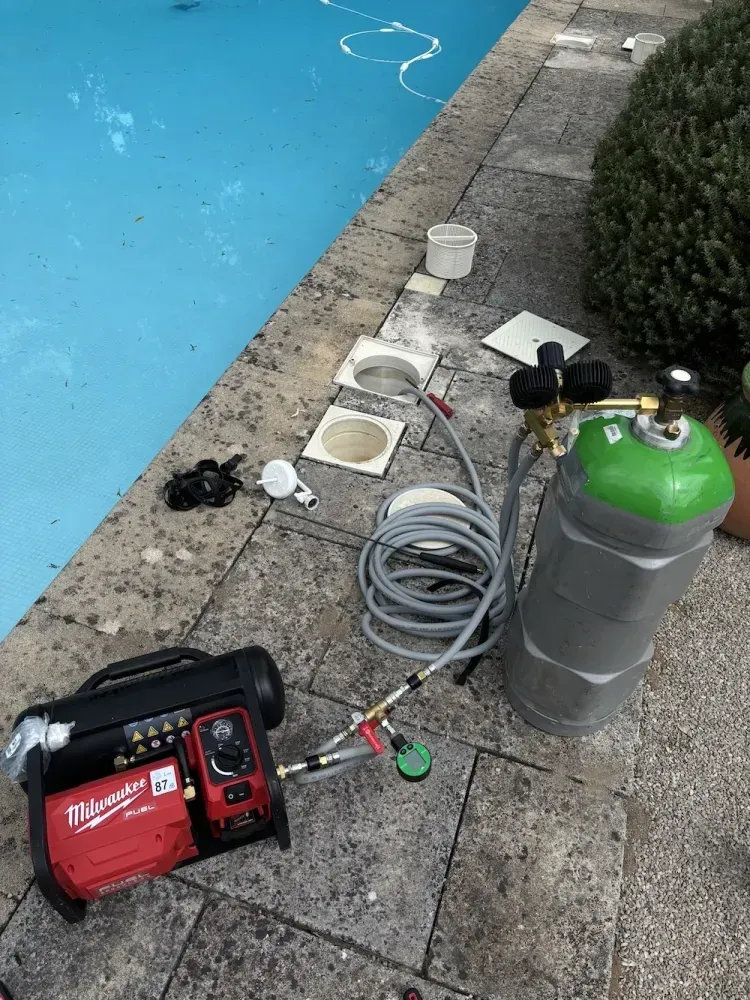Recherche de fuite piscine à Roquefort-les-Pins (7)